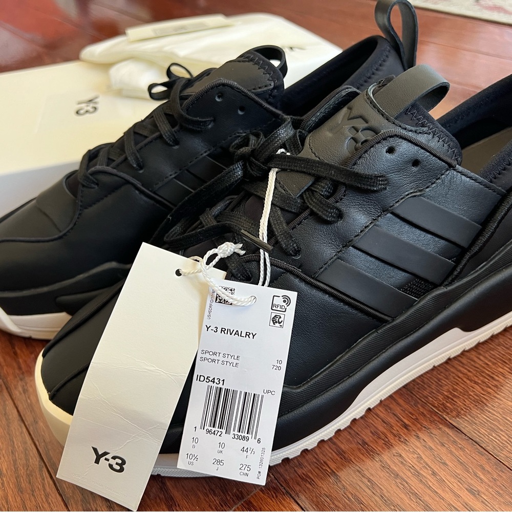 NWT adidas y-3 rivalry kicks 10.5 us 10 uk. Includes dust bag and box.
